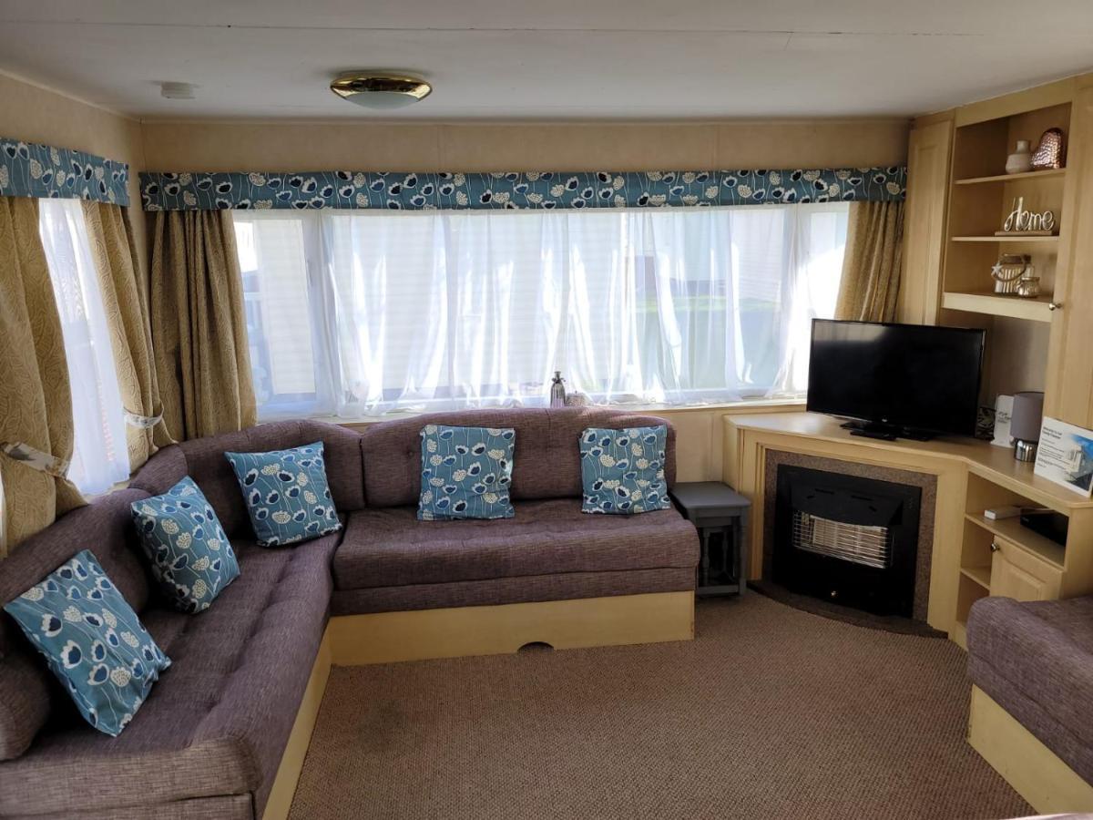 341 Family Caravan At Marine Holiday Park, Sleeps 6 Hotel Rhyl Exterior foto